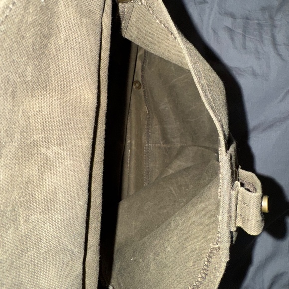 Filson Journeyman Backpack Otter Green - Picture 3 of 6